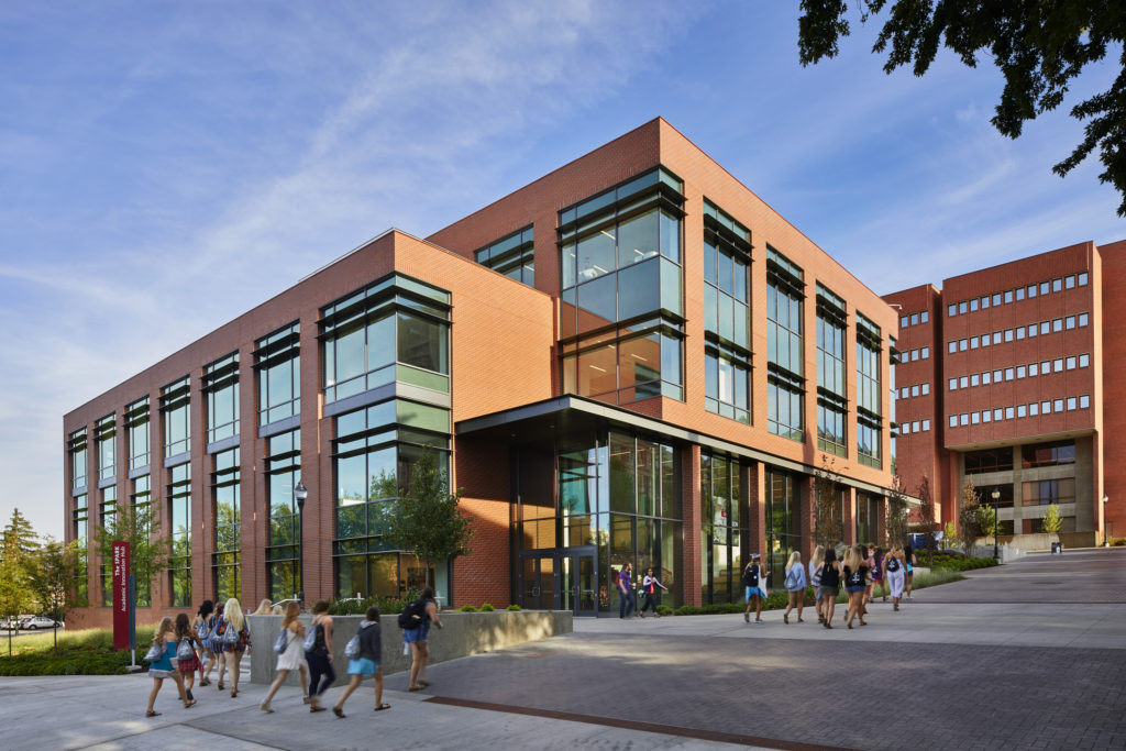 The SPARK Innovation Hub Revolutionizes Education at Washington State