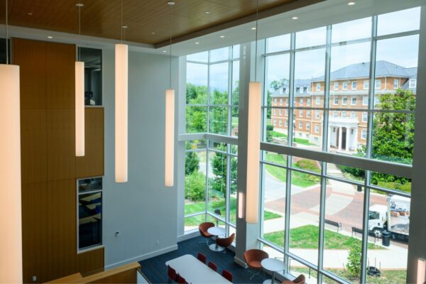 Washington and Lee University’s new $38.3 million Williams School building has been awarded LEED Gold certification, marking the institution’s first structure to reach the rating system’s Gold tier.