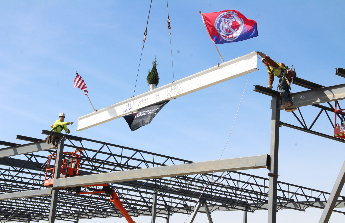 JE Dunn Marks Topping-Out Milestone for Northland Workforce Development Center