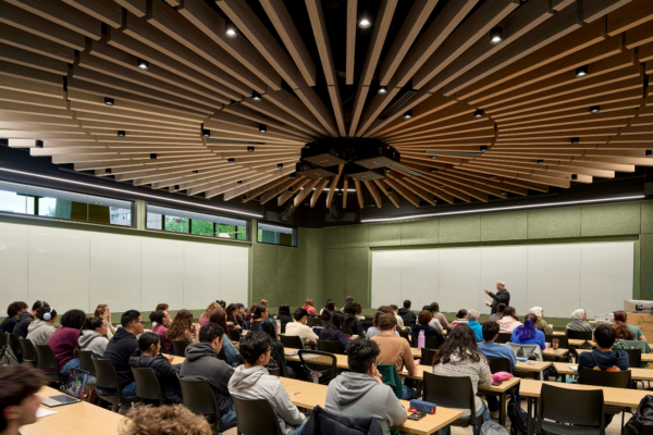 Student voices informed everything from room programming to circulation patterns, lighting, and informal learning areas.