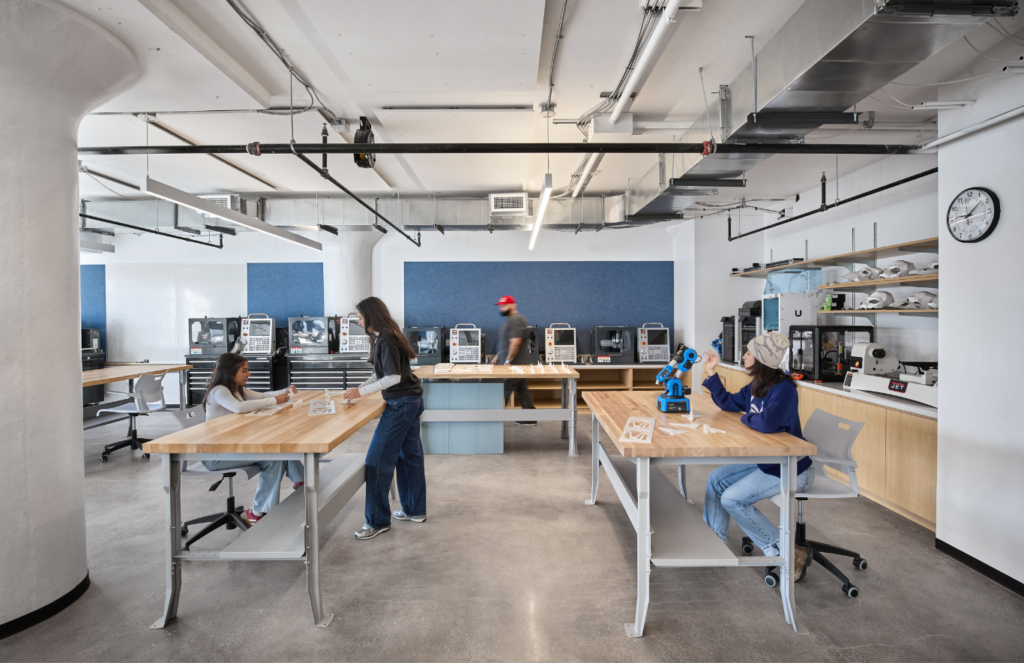 In an East Coast STEAM school expansion build-out, school leaders and contractors, along with architects and interior designers from Spacesmith, put the entire high school body in the driver’s seat to design their future. 