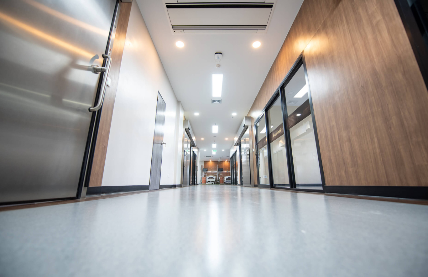 StaticWorx EclipseEC (Electrically Conductive) rubber is a fault-tolerant, low-charging ESD floor introduced in 2010.