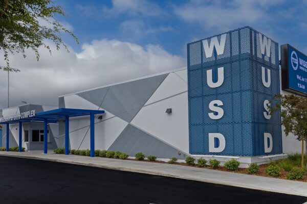 Erickson-Hall Construction Co. has completed the new Wiseburn Sports Complex for the Wiseburn Unified School District.